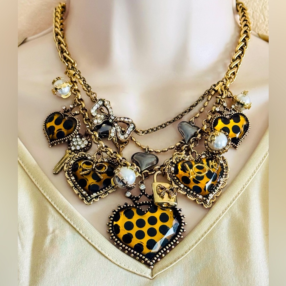 Betsey Johnson Necklace Designer Heart Bow Polka Dot Multi Crystal Gold Bib Rare - Picture 1 of 8